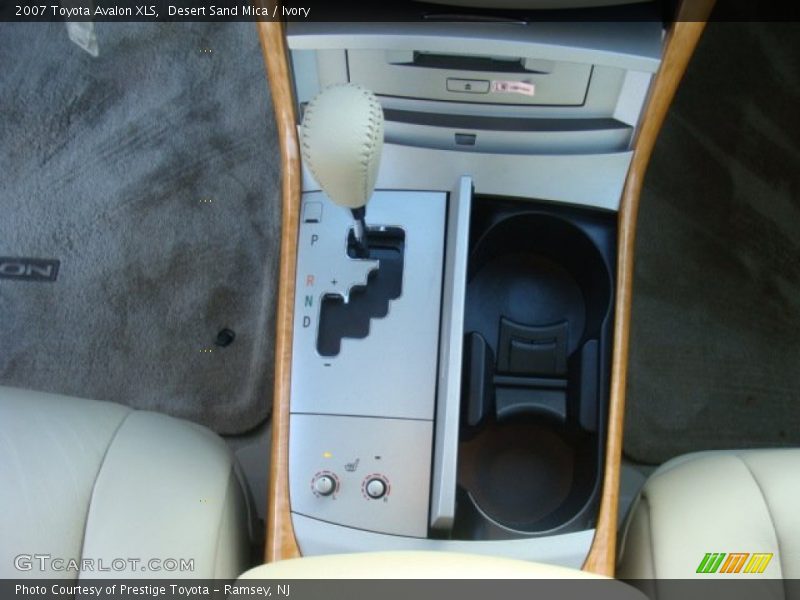 Desert Sand Mica / Ivory 2007 Toyota Avalon XLS
