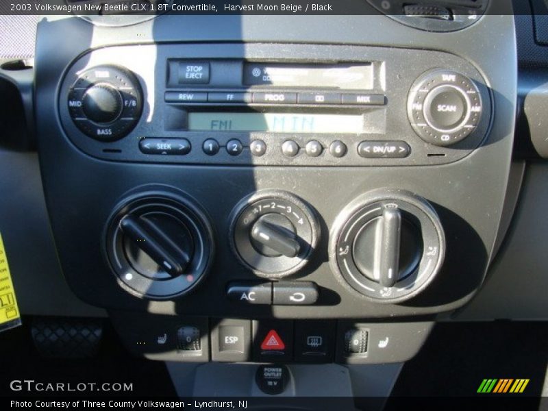 Harvest Moon Beige / Black 2003 Volkswagen New Beetle GLX 1.8T Convertible