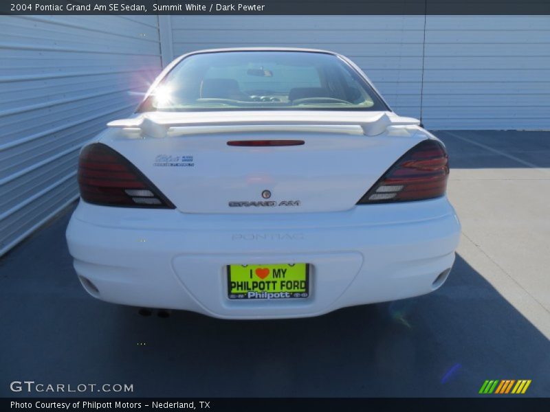 Summit White / Dark Pewter 2004 Pontiac Grand Am SE Sedan