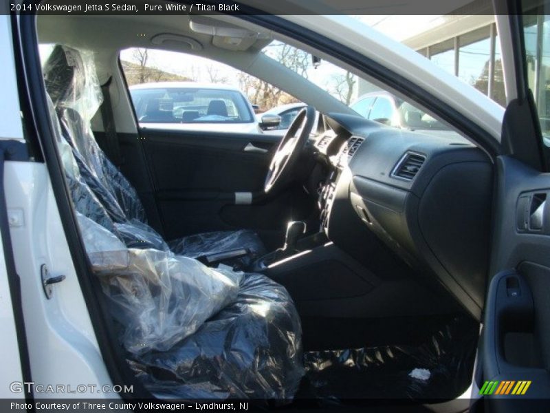 Pure White / Titan Black 2014 Volkswagen Jetta S Sedan