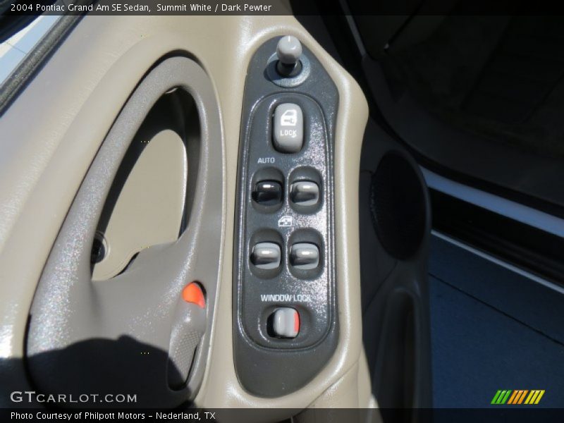 Summit White / Dark Pewter 2004 Pontiac Grand Am SE Sedan