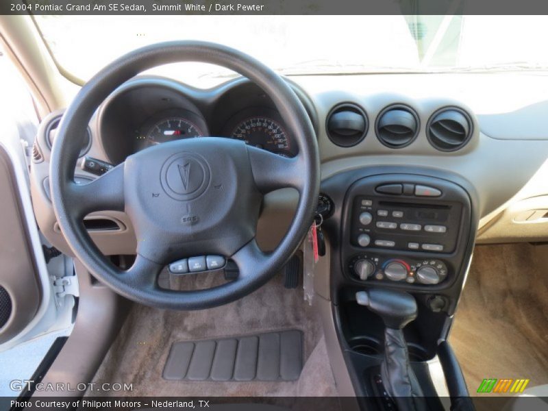 Summit White / Dark Pewter 2004 Pontiac Grand Am SE Sedan