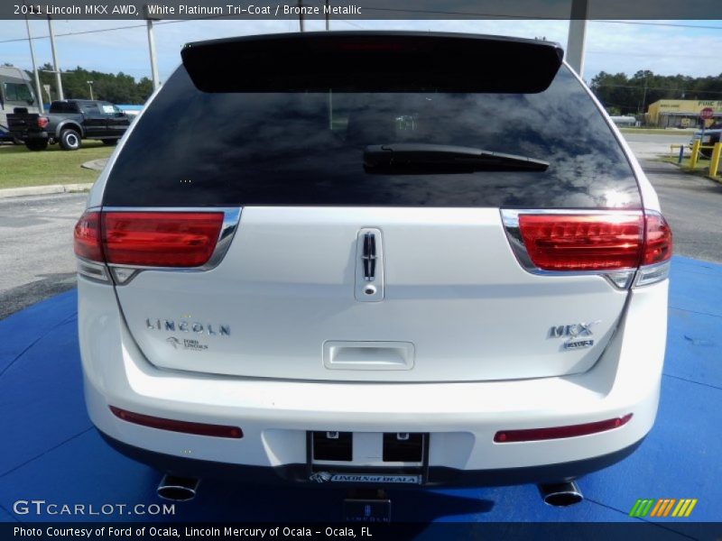 White Platinum Tri-Coat / Bronze Metallic 2011 Lincoln MKX AWD