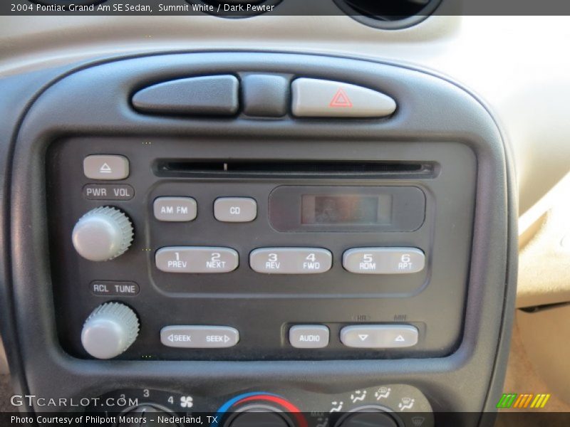 Summit White / Dark Pewter 2004 Pontiac Grand Am SE Sedan