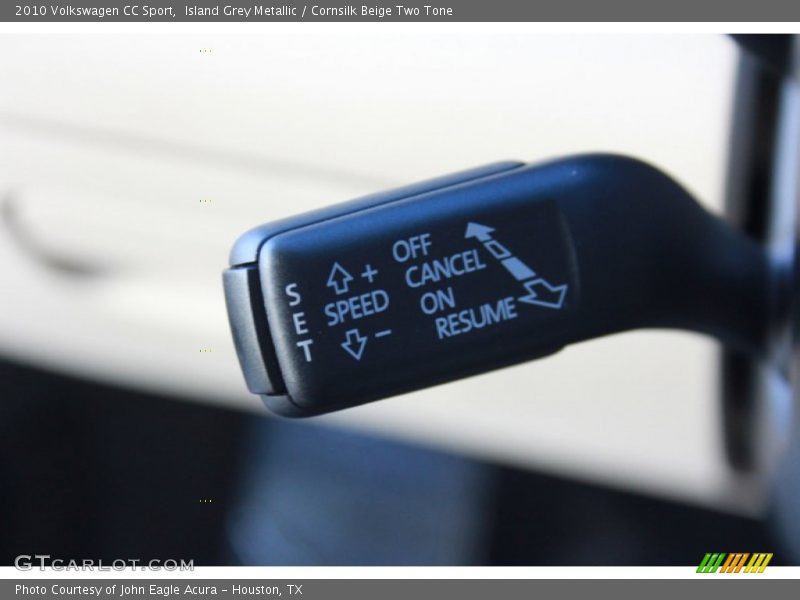 Island Grey Metallic / Cornsilk Beige Two Tone 2010 Volkswagen CC Sport