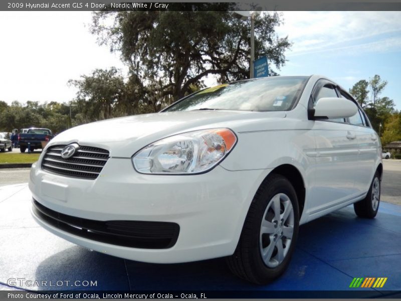 Nordic White / Gray 2009 Hyundai Accent GLS 4 Door