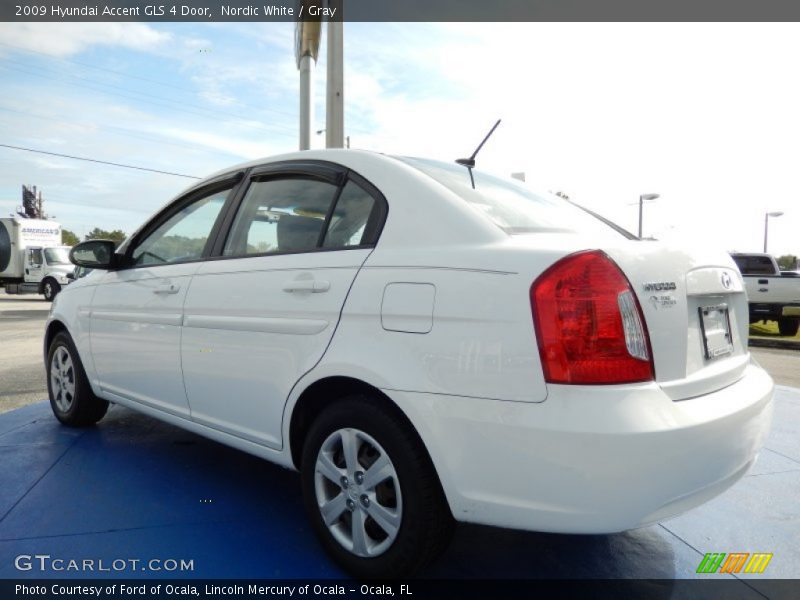 Nordic White / Gray 2009 Hyundai Accent GLS 4 Door