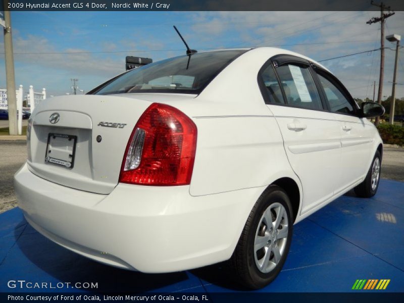 Nordic White / Gray 2009 Hyundai Accent GLS 4 Door