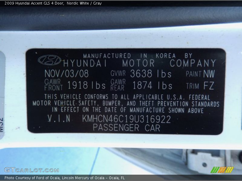 Nordic White / Gray 2009 Hyundai Accent GLS 4 Door