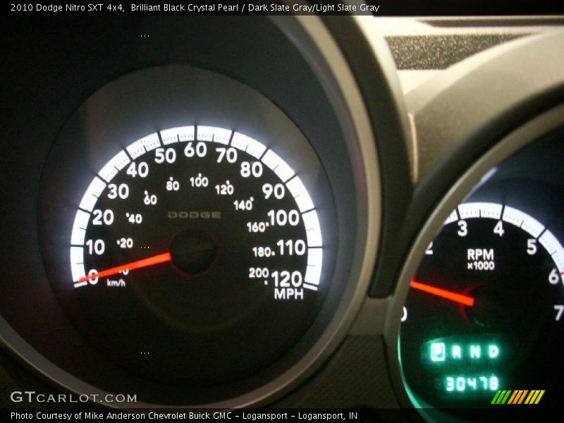 Brilliant Black Crystal Pearl / Dark Slate Gray/Light Slate Gray 2010 Dodge Nitro SXT 4x4