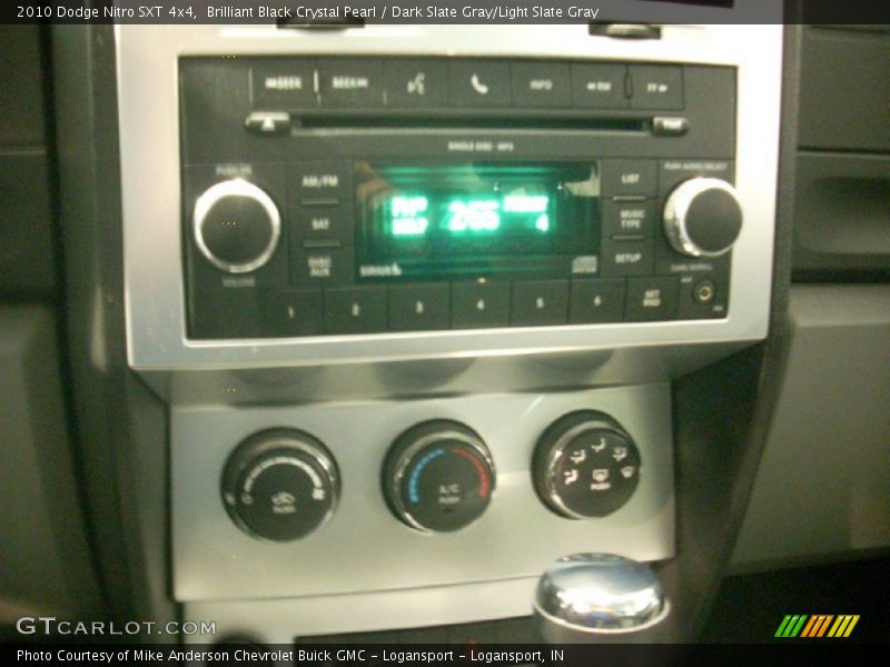 Brilliant Black Crystal Pearl / Dark Slate Gray/Light Slate Gray 2010 Dodge Nitro SXT 4x4