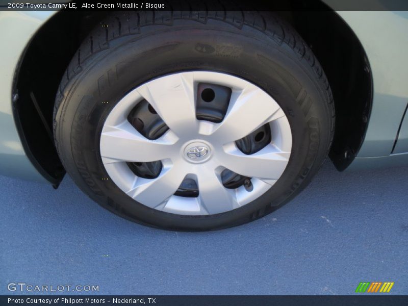 Aloe Green Metallic / Bisque 2009 Toyota Camry LE