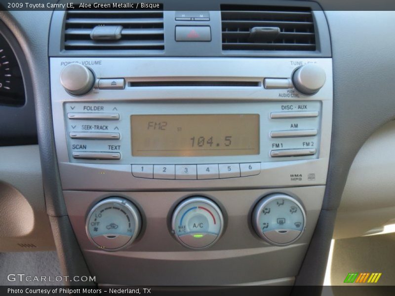 Aloe Green Metallic / Bisque 2009 Toyota Camry LE
