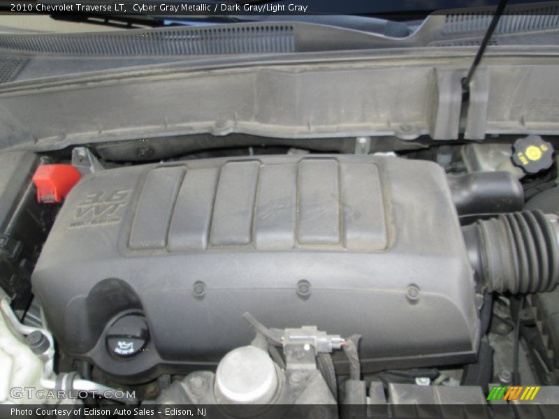 Cyber Gray Metallic / Dark Gray/Light Gray 2010 Chevrolet Traverse LT
