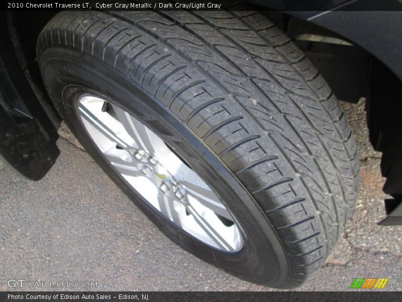 Cyber Gray Metallic / Dark Gray/Light Gray 2010 Chevrolet Traverse LT