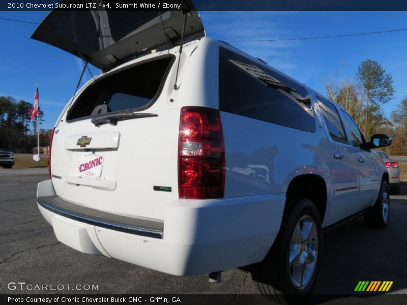 Summit White / Ebony 2010 Chevrolet Suburban LTZ 4x4