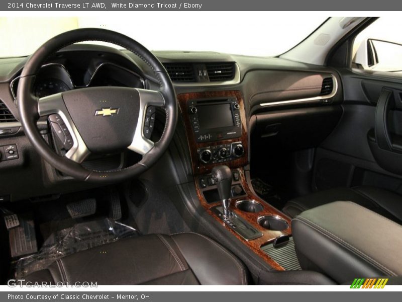 White Diamond Tricoat / Ebony 2014 Chevrolet Traverse LT AWD