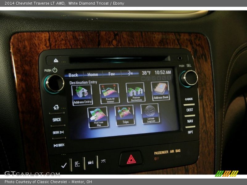 White Diamond Tricoat / Ebony 2014 Chevrolet Traverse LT AWD