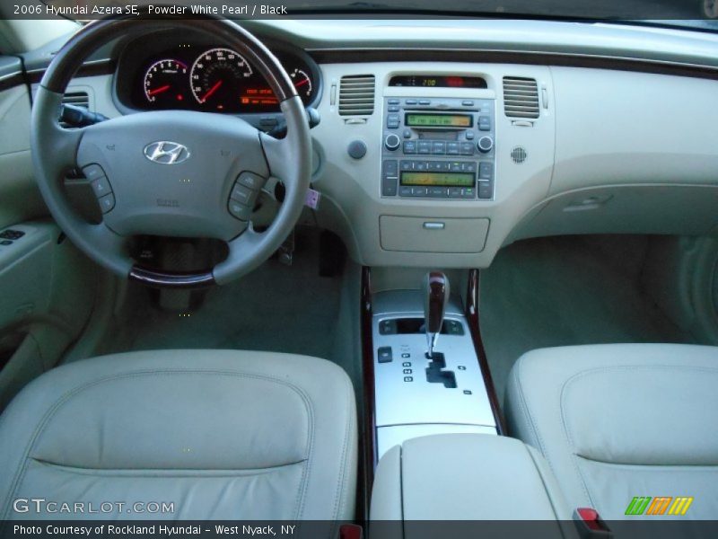 Powder White Pearl / Black 2006 Hyundai Azera SE