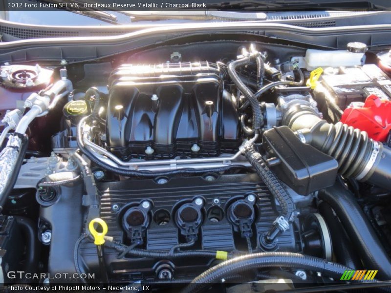 Bordeaux Reserve Metallic / Charcoal Black 2012 Ford Fusion SEL V6