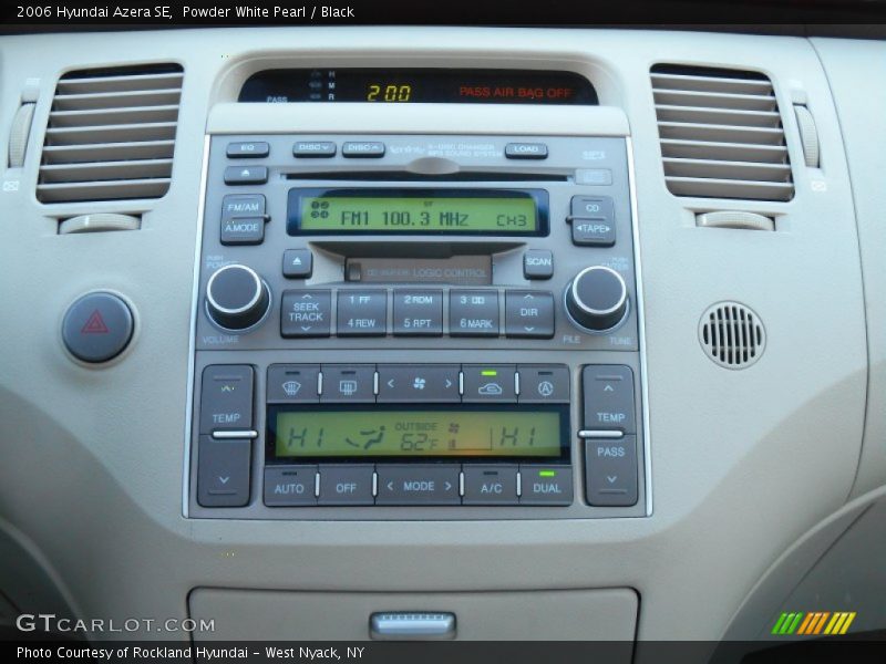 Powder White Pearl / Black 2006 Hyundai Azera SE