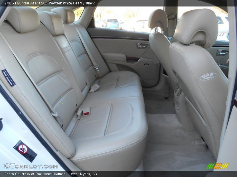 Powder White Pearl / Black 2006 Hyundai Azera SE