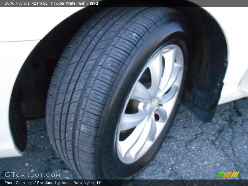 Powder White Pearl / Black 2006 Hyundai Azera SE