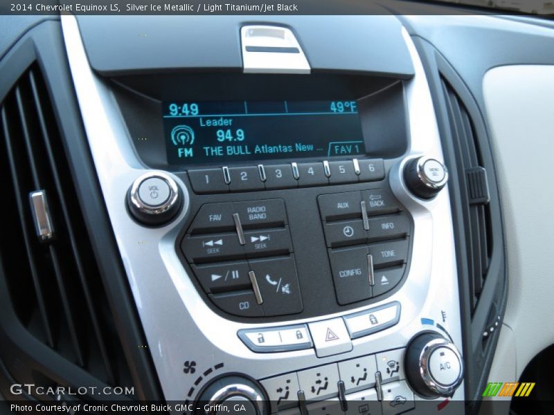 Silver Ice Metallic / Light Titanium/Jet Black 2014 Chevrolet Equinox LS