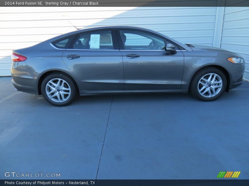 Sterling Gray / Charcoal Black 2014 Ford Fusion SE