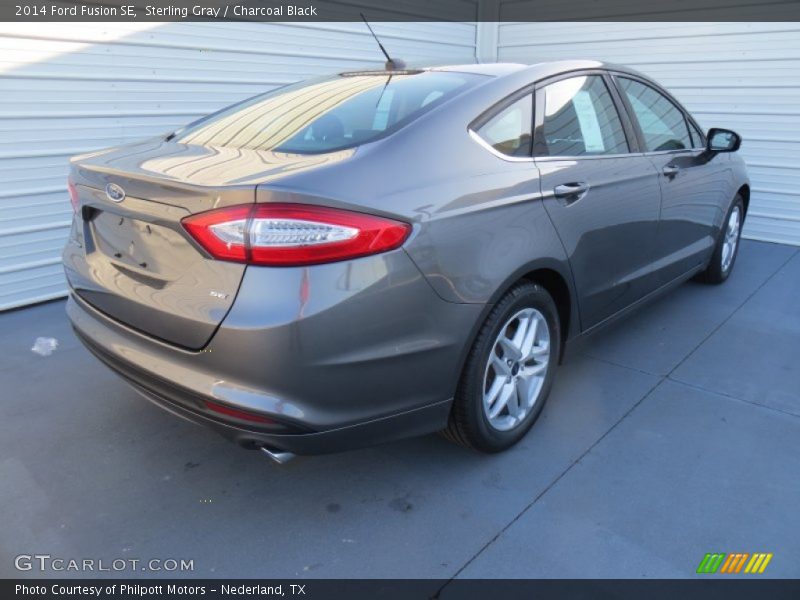 Sterling Gray / Charcoal Black 2014 Ford Fusion SE