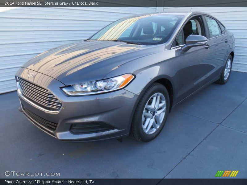 Sterling Gray / Charcoal Black 2014 Ford Fusion SE