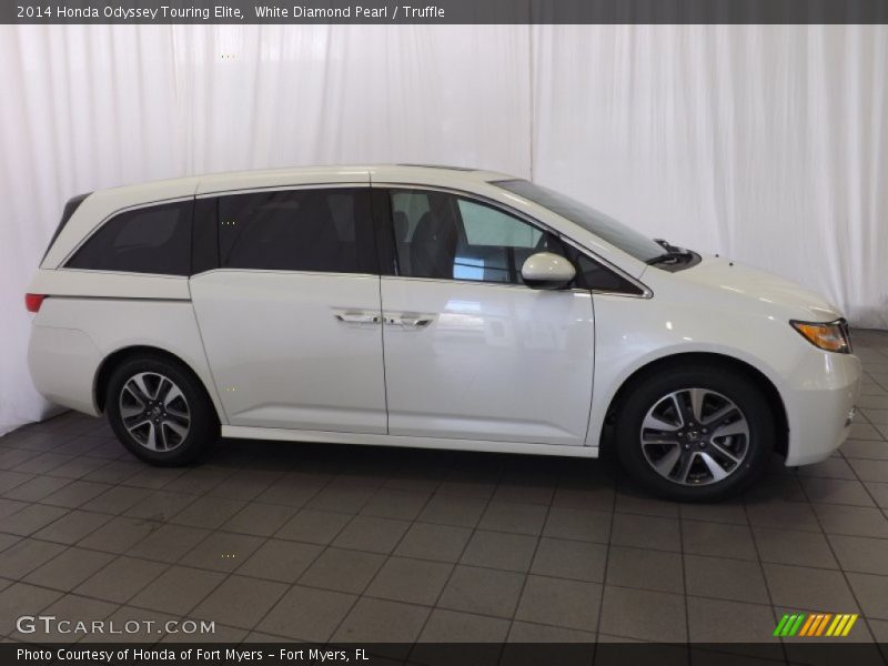 White Diamond Pearl / Truffle 2014 Honda Odyssey Touring Elite