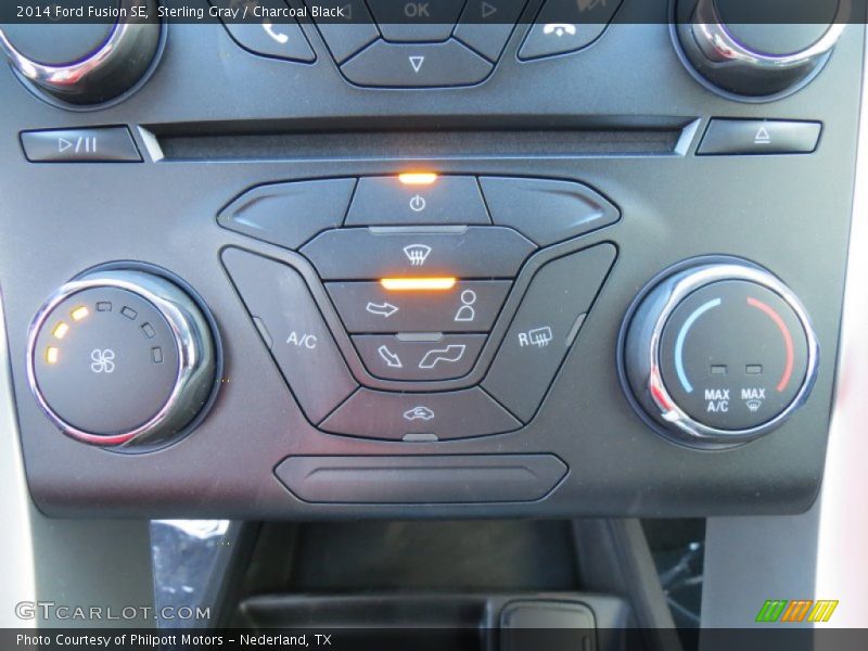 Sterling Gray / Charcoal Black 2014 Ford Fusion SE