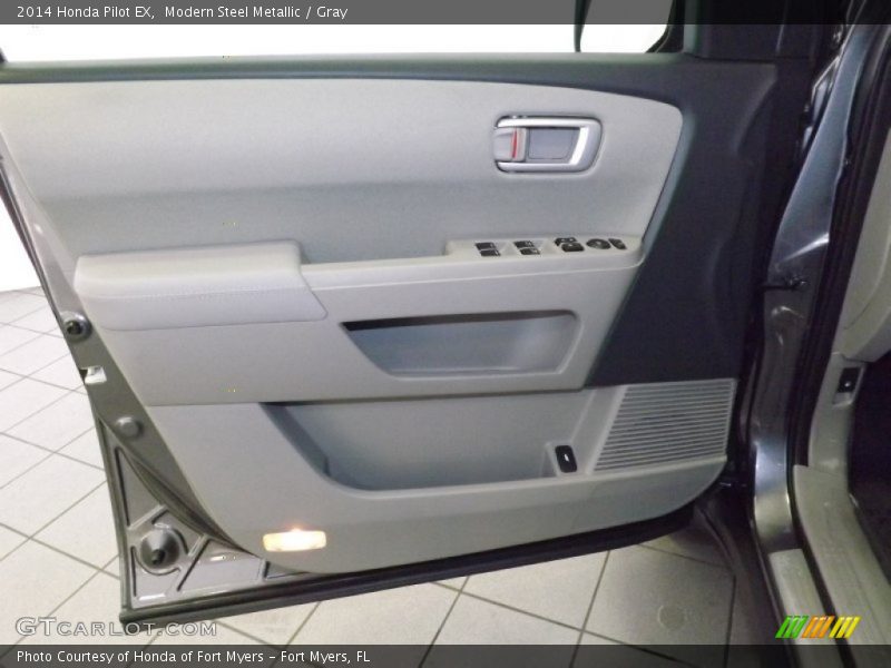 Modern Steel Metallic / Gray 2014 Honda Pilot EX