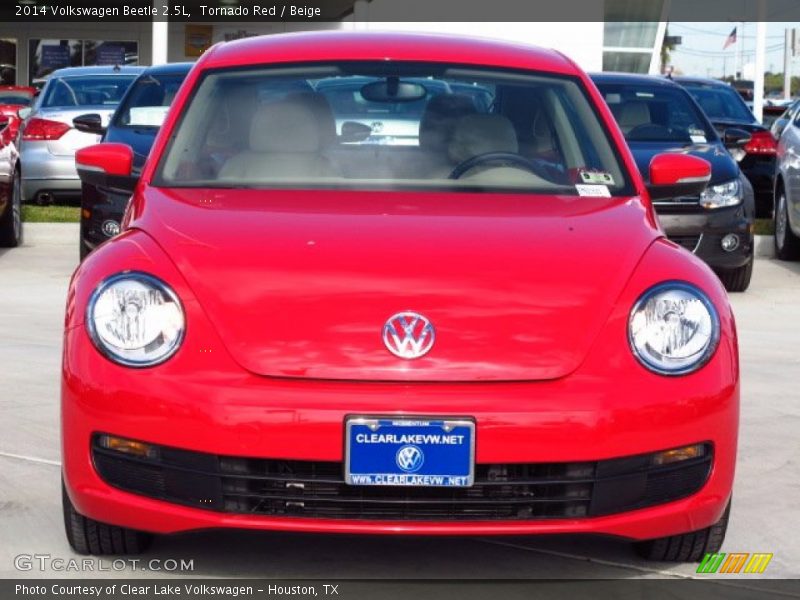 Tornado Red / Beige 2014 Volkswagen Beetle 2.5L