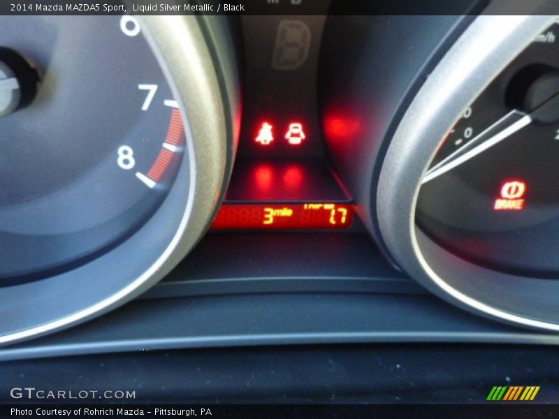 Liquid Silver Metallic / Black 2014 Mazda MAZDA5 Sport