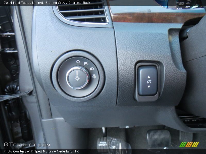 Sterling Gray / Charcoal Black 2014 Ford Taurus Limited
