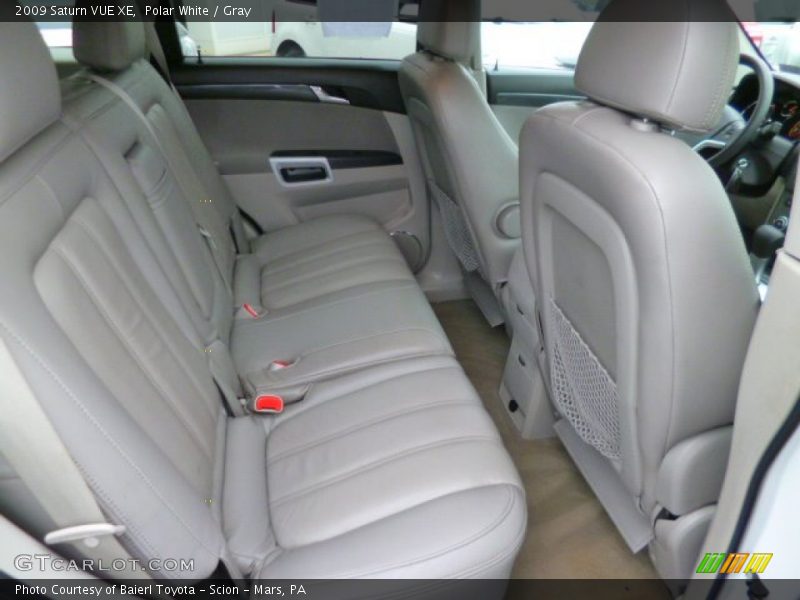 Polar White / Gray 2009 Saturn VUE XE