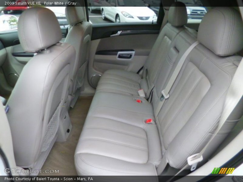 Polar White / Gray 2009 Saturn VUE XE