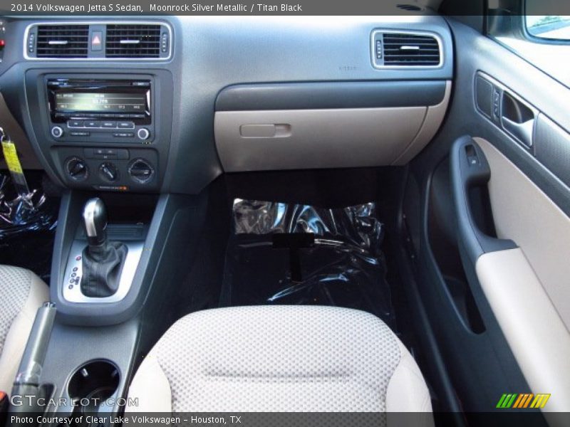 Moonrock Silver Metallic / Titan Black 2014 Volkswagen Jetta S Sedan