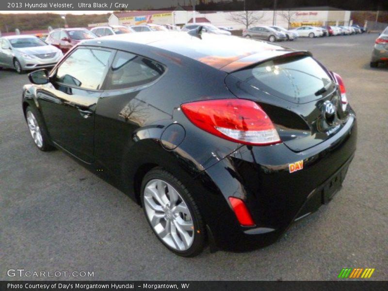 Ultra Black / Gray 2013 Hyundai Veloster
