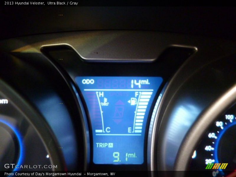 Ultra Black / Gray 2013 Hyundai Veloster
