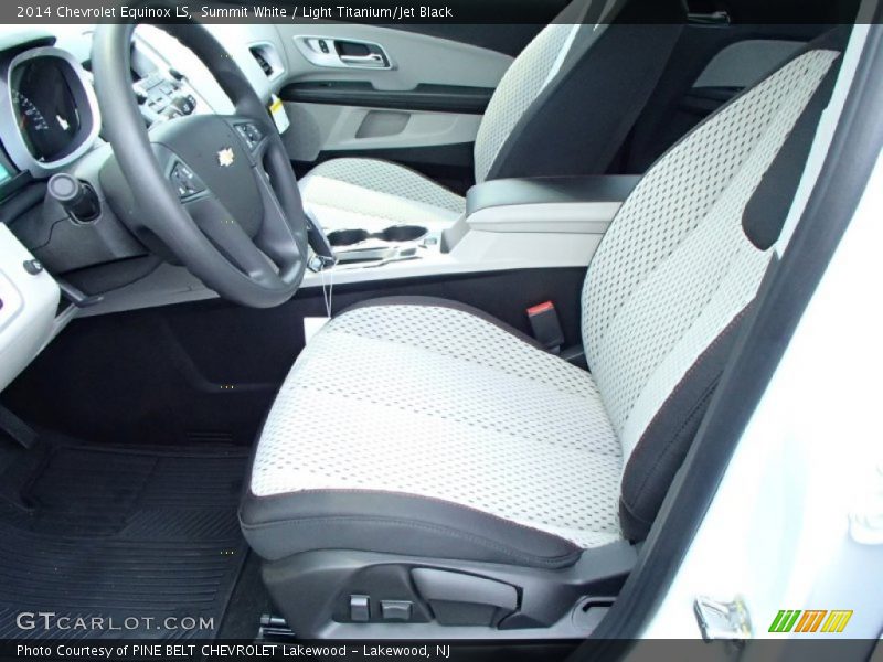 Summit White / Light Titanium/Jet Black 2014 Chevrolet Equinox LS