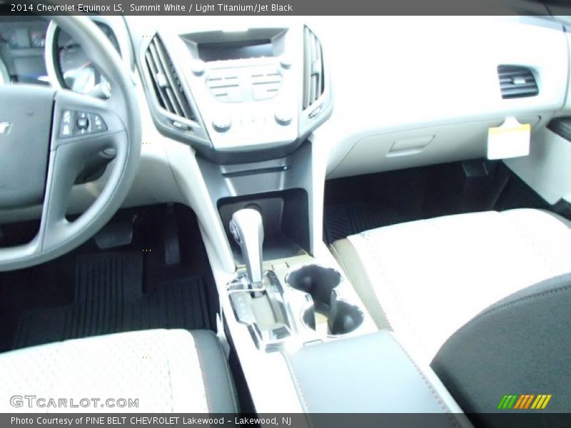 Summit White / Light Titanium/Jet Black 2014 Chevrolet Equinox LS