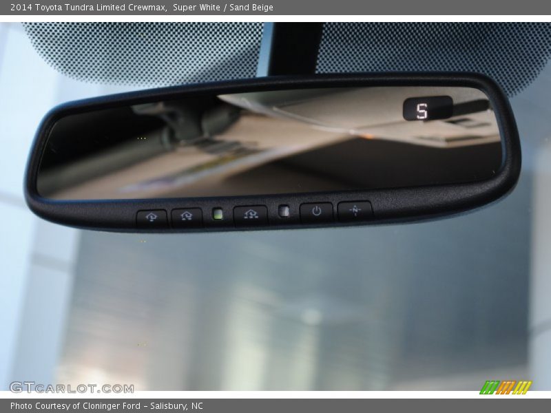 Super White / Sand Beige 2014 Toyota Tundra Limited Crewmax