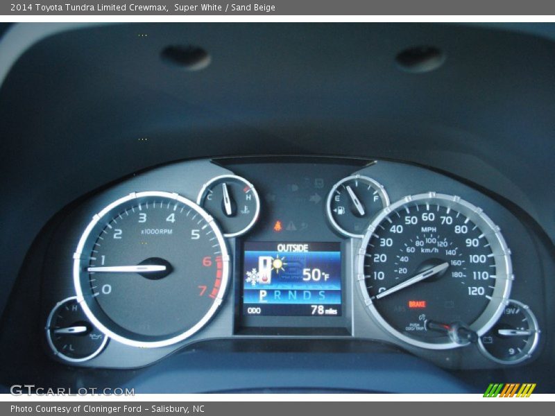 Super White / Sand Beige 2014 Toyota Tundra Limited Crewmax