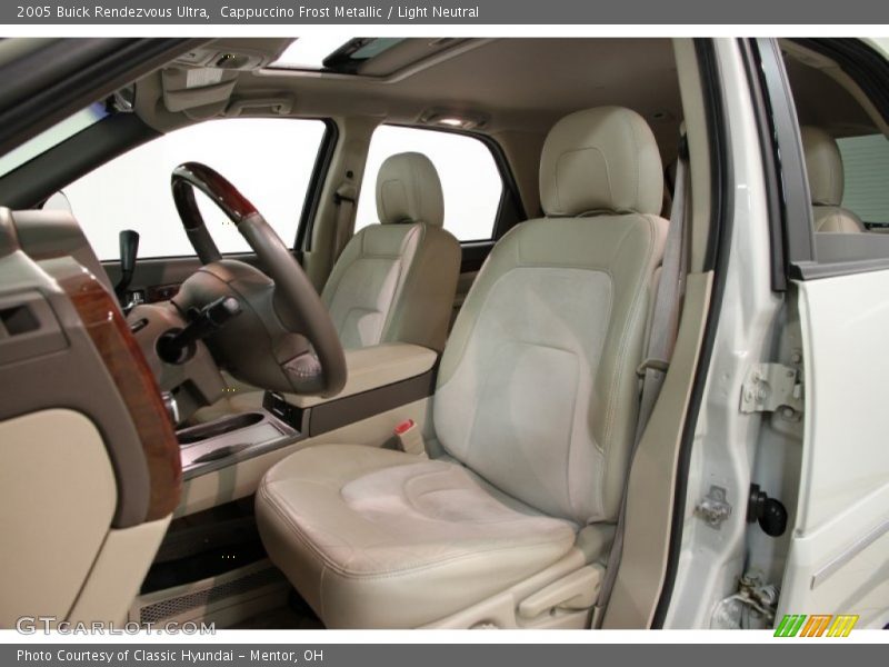 Front Seat of 2005 Rendezvous Ultra