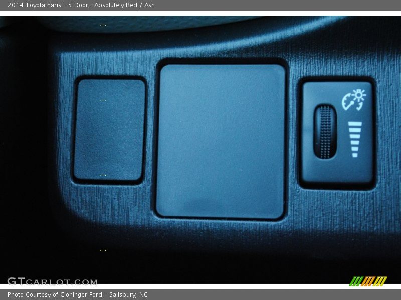Absolutely Red / Ash 2014 Toyota Yaris L 5 Door