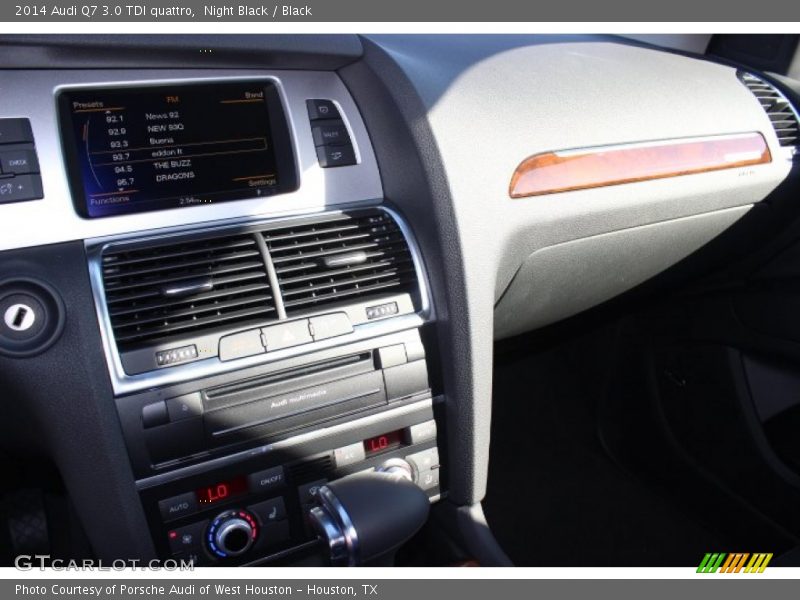 Night Black / Black 2014 Audi Q7 3.0 TDI quattro