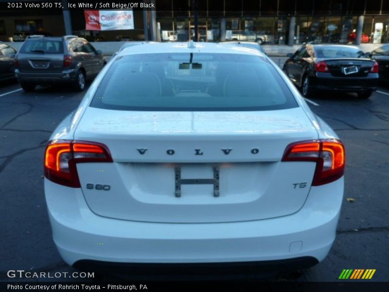 Ice White / Soft Beige/Off Black 2012 Volvo S60 T5